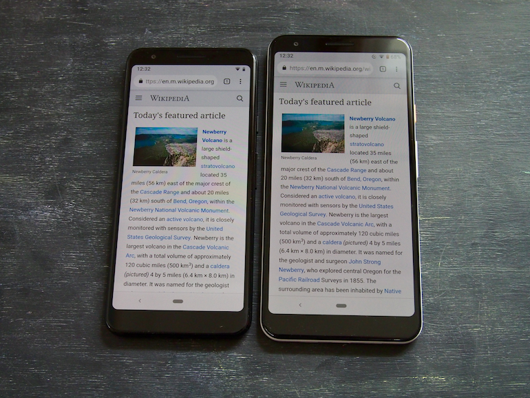 Google Pixel 3a and 3XL side to side text